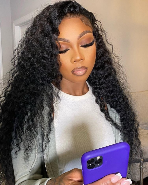 Get Your Brazilian Curly from Her Hair Company for the Big Hair Trend