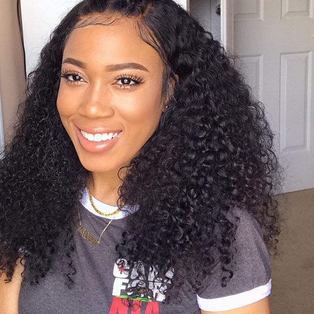 High-Quality Curly Hair Extensions: Get a Trendy Look This Spring