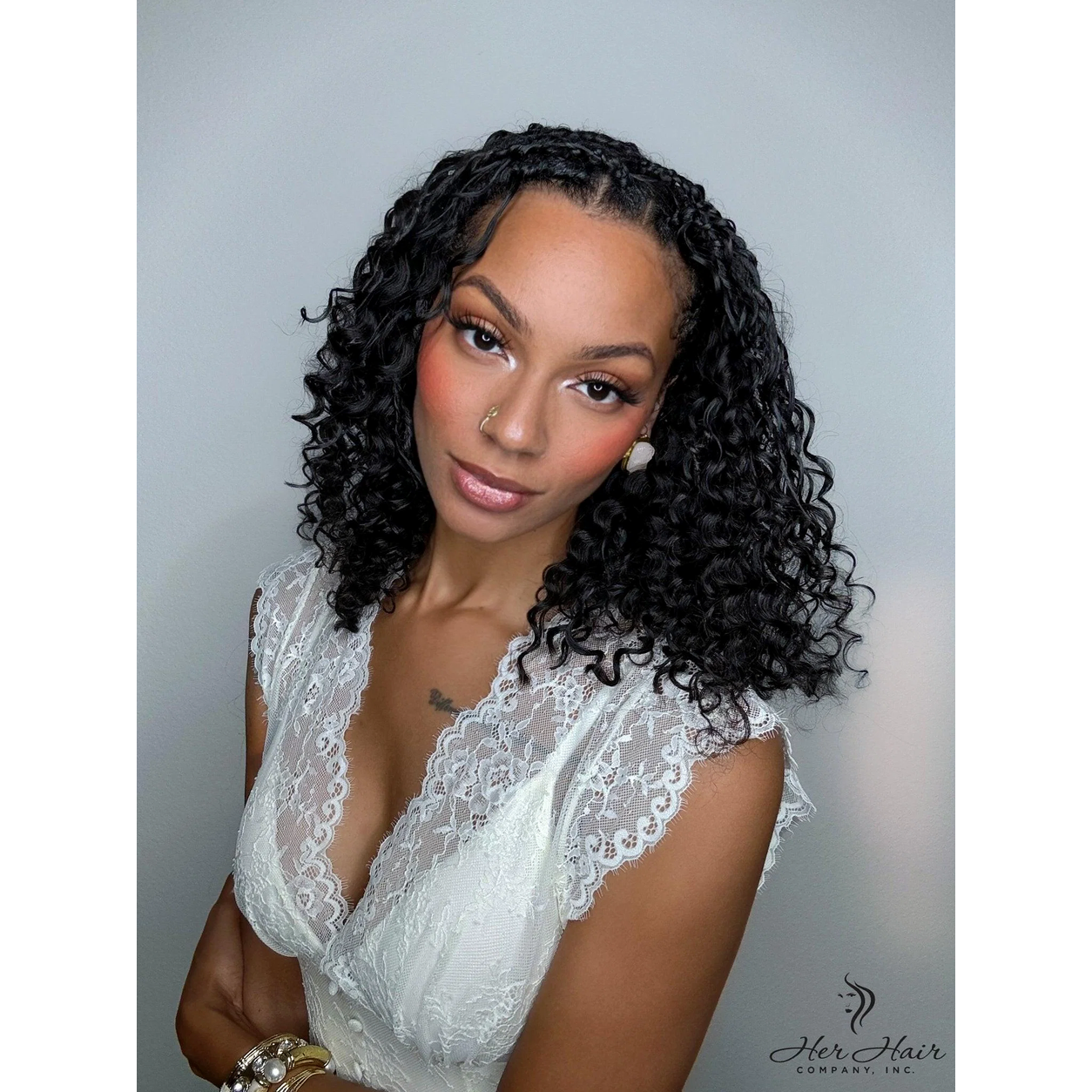 Deep curly bulk hair from Her Hair Company, shoulder-length standard bundle with rich, voluminous curls for natural style.
