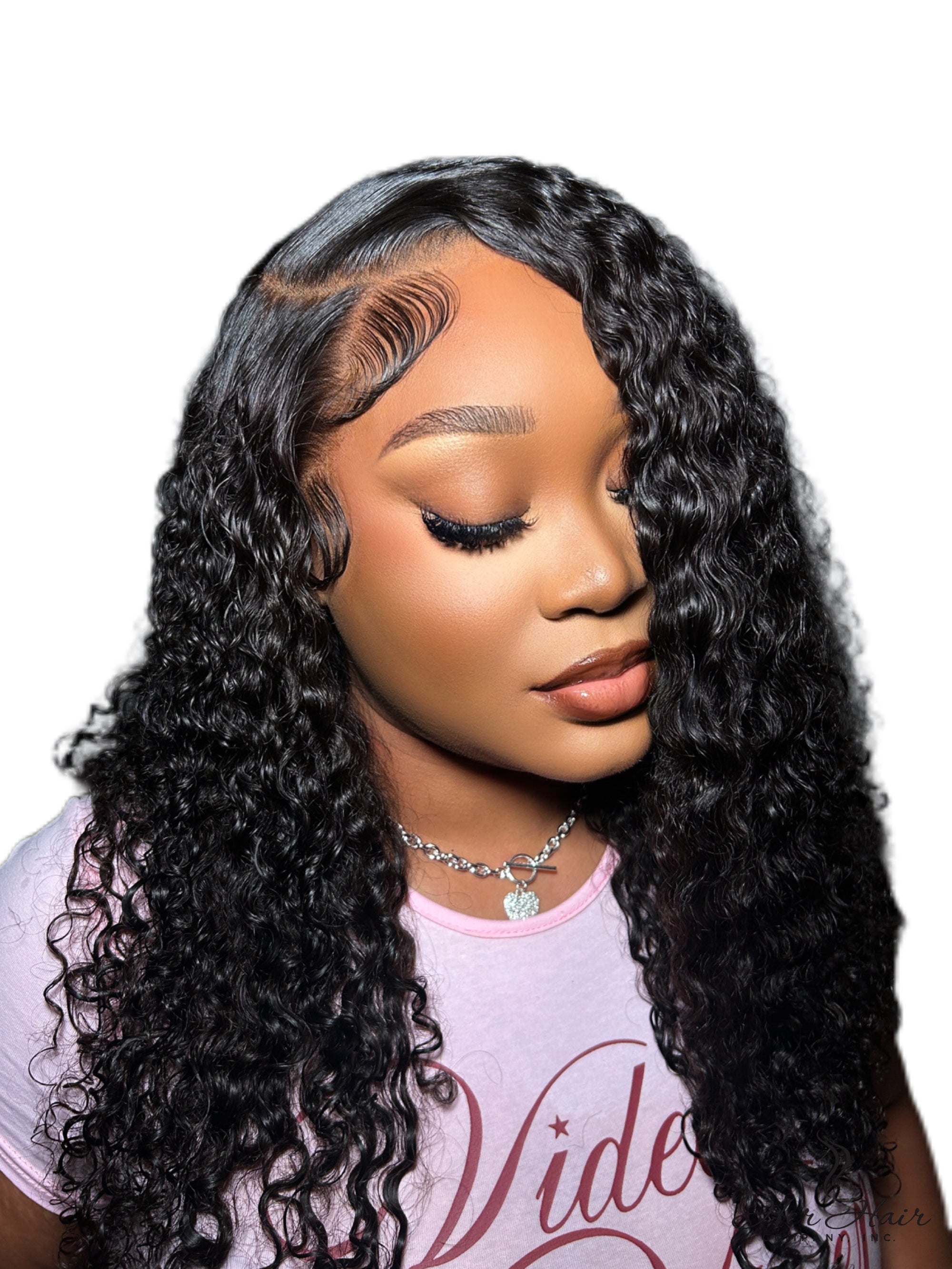 Burmese raw curly hair bundle from Her Hair Company, natural textured standard bundle with lush, voluminous curls.